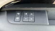 Land Rover Discovery 3.0 D300 R-Dynamic HSE 5dr Auto Diesel Station Wagon